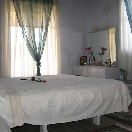 Navarino Seaview Escape - A Breath Away From The Beach 公寓 *